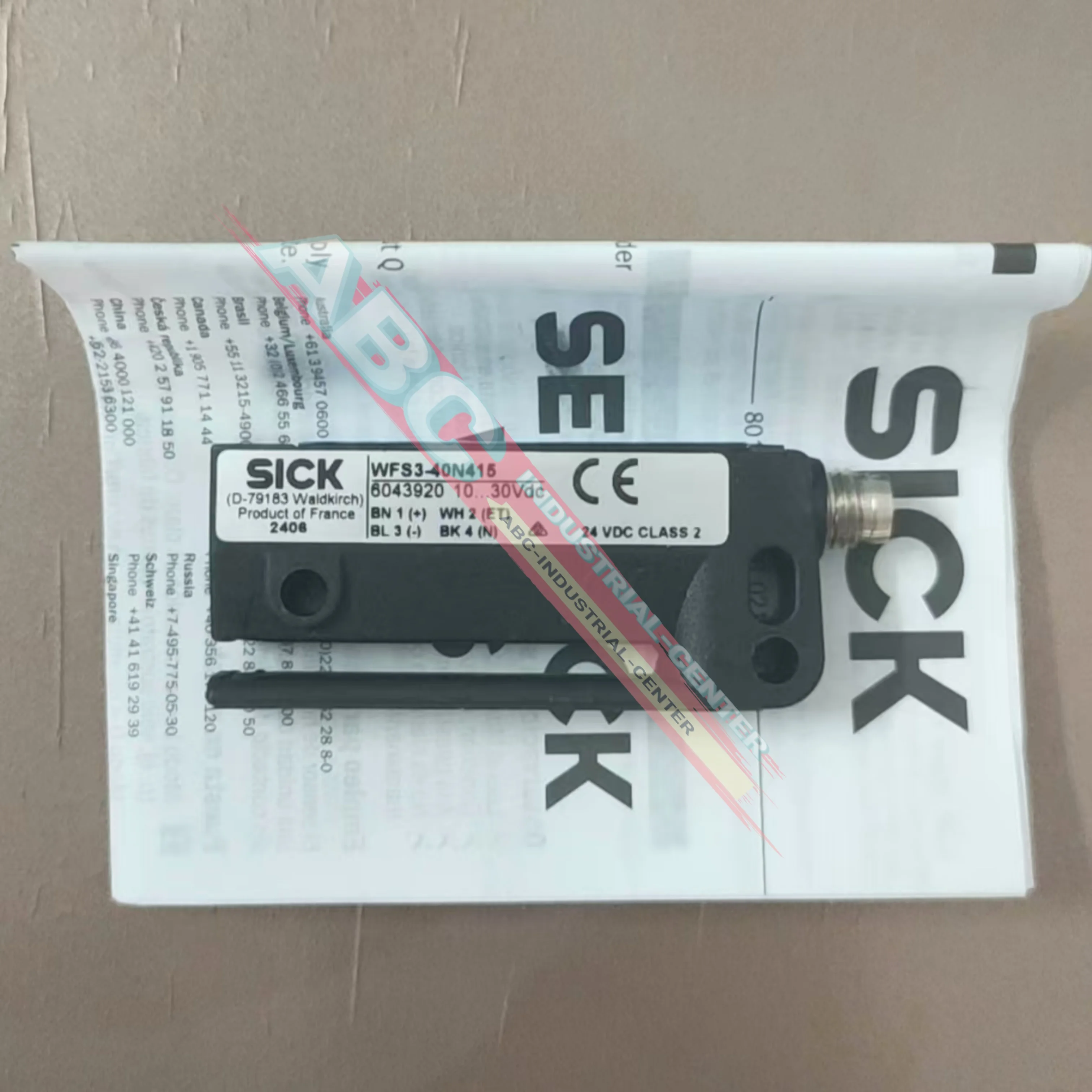 

WFS3-40N415 новый фотоэлектрический переключатель WL100-2P4429