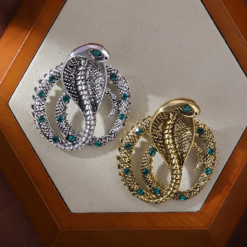 光沢のあるバロック様式のブローチ,宴会,ゴールドカラーのジュエリー,豪華なビンテージスタイルのクリスタルコサージュパーティー,高品質