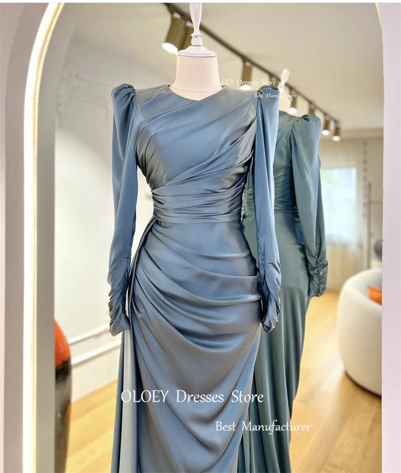 OLOEY Modest Dusty Blue Satin Evening Dresses Dubai Arabic Women O-Neck Long Sleeves Pleats Formal Prom Gowns Special Occasion