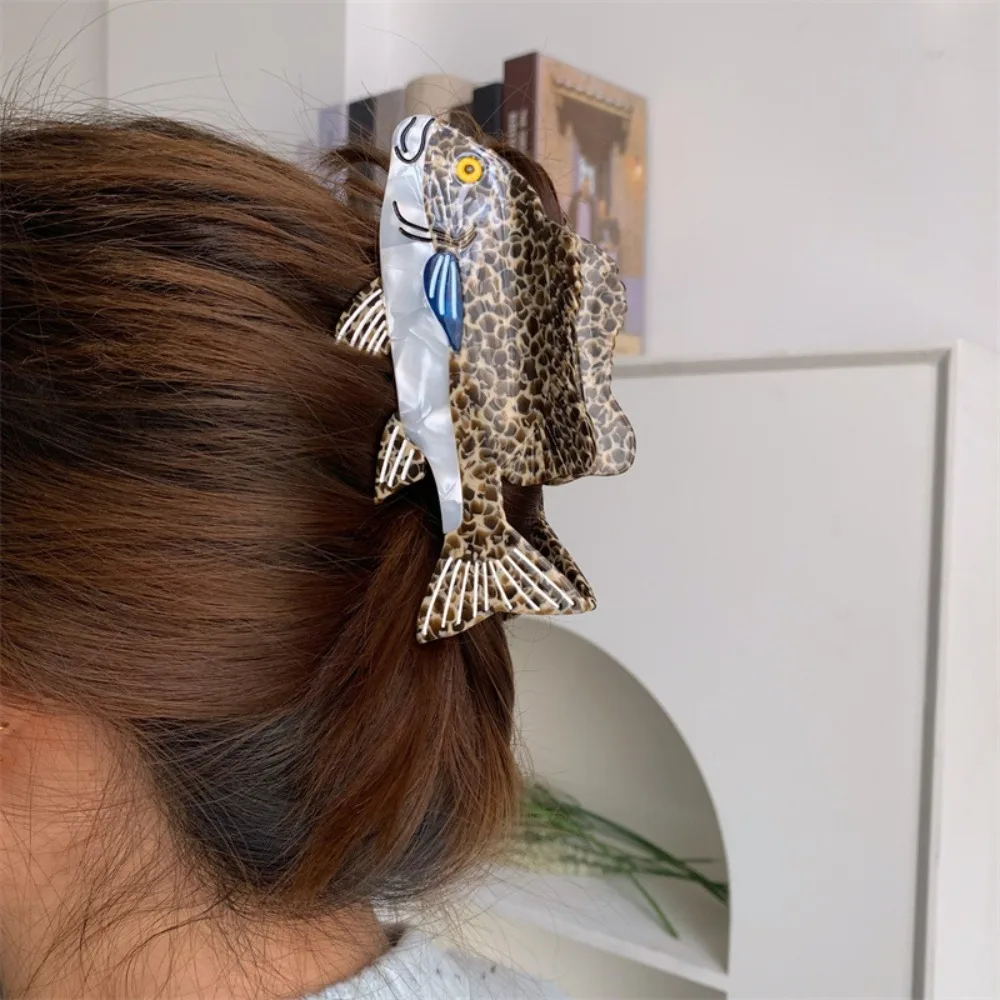 

Work Sweet Acetate Fish Hair Claw Noctilucent Egg Sperm Whale Shark Clip Headdress Hair Accessories Animal Hair Clip Daily