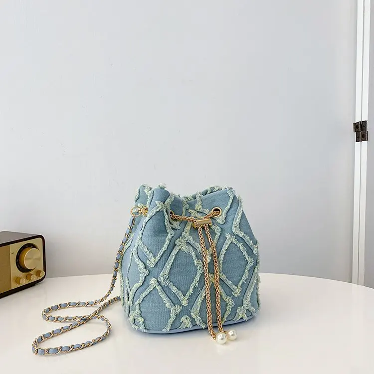 

2026 New Women's Versatile Underarm Bag High-end Light Luxury Vintage Elegant Wide Strap Handbag Shoulder Crossbody Bag