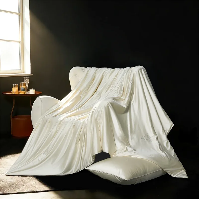 

100% Silk Filled Summer Cooling Quilt in Solid Color Silk Chiffon with Instant Cooling Luxurious Gloss and No Pilling Washable