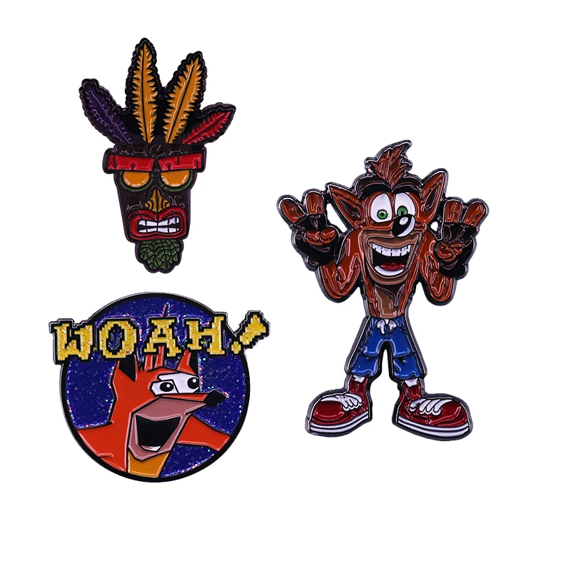 ¡Crash Bandicoot Woah! Pin de esmalte Aku insignia de aventura para fanáticos de los videojuegos, decoración genial, mochila, Jeans, broche de esmalte, alfileres, joyería