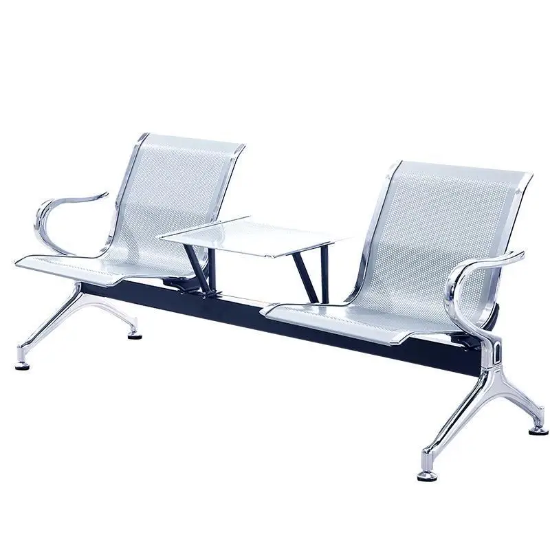 The airport chair is lined up with three seats, and the stainless steel hospital waits for infusion reinforcement