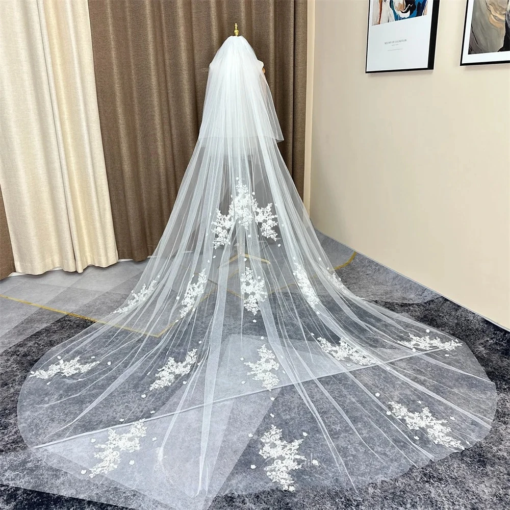 

Two Layer Ivory Wedding Veil with Comb Lace Applique Cathedral Long Bridal Veil with Comb Brides Accessory