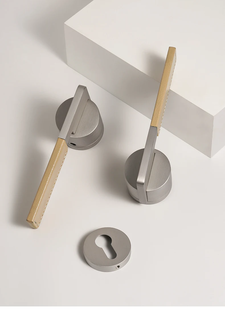 DOOROOM Luxus-Türschloss in Kamelfarbe mit Leder-Einlage, Matt-Nickel Stabförmiger Griff, Minimalistisches Innentür-Zubehör für Schlafzimmer – Detail 10