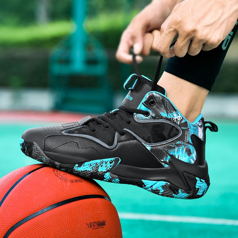 

Autumn & Winter Plus Size Basketball Shoes - Couple Style, Warm Fleece-Lined, Non-Slip, Wear-Resistant Athletic Casual Shoes