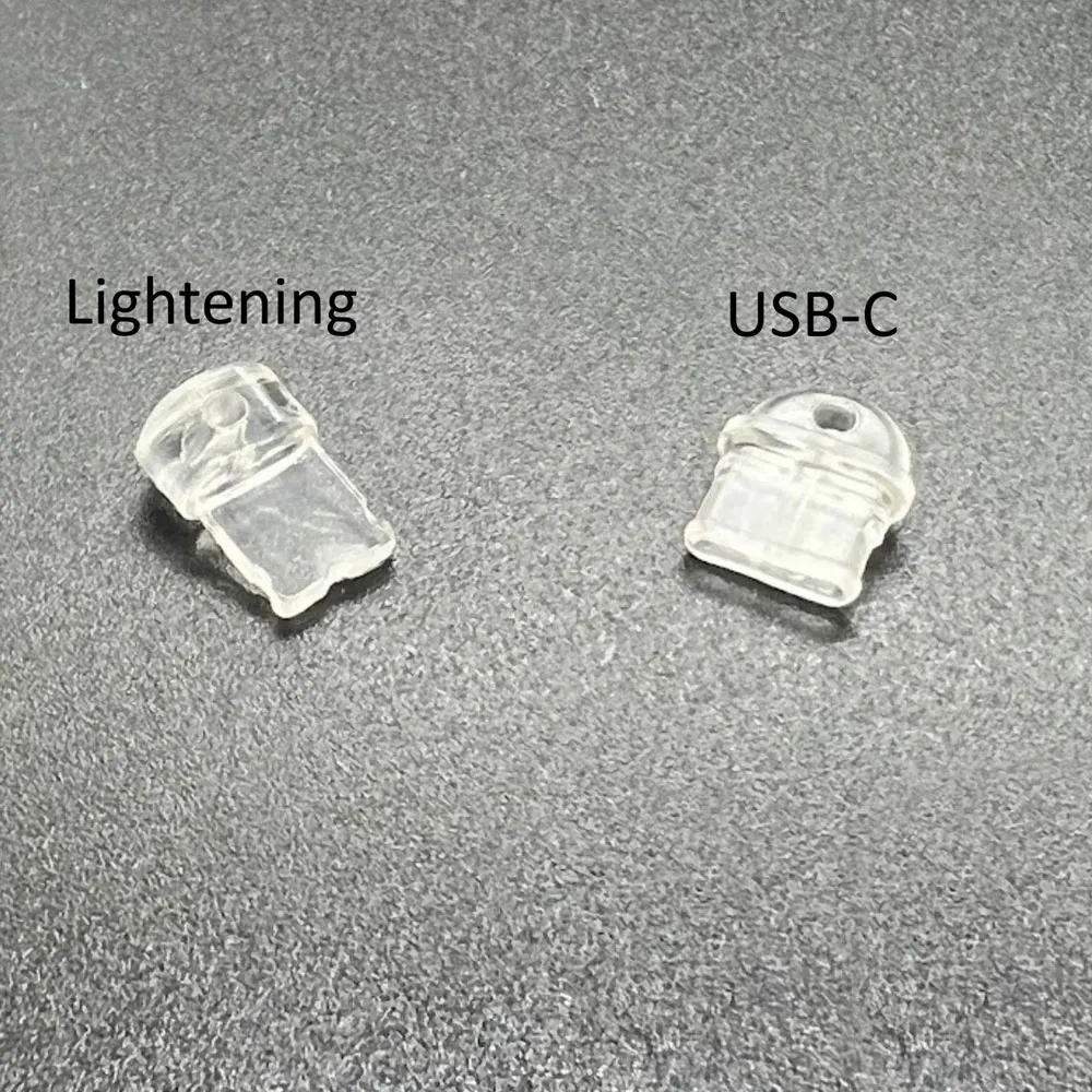 Ciondolo con tappo antipolvere per telefono cellulare Decorazione carina di pecora di agnello per tipo C e porta di illuminazione