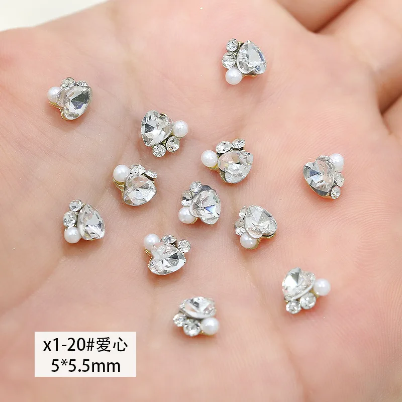 10pc flash mini arte do prego diamante pilha acessórios branco coração borboleta gordura quadrado floco de neve encantos do prego diy decoração da arte do prego