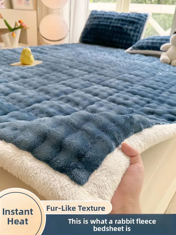 

Thiened Rabbit Fur Velvet Bedding Set Tee-Piece Milk Velvet Flannel Blanket Bed Cover Winter Home Use Warm Simple Sle A...