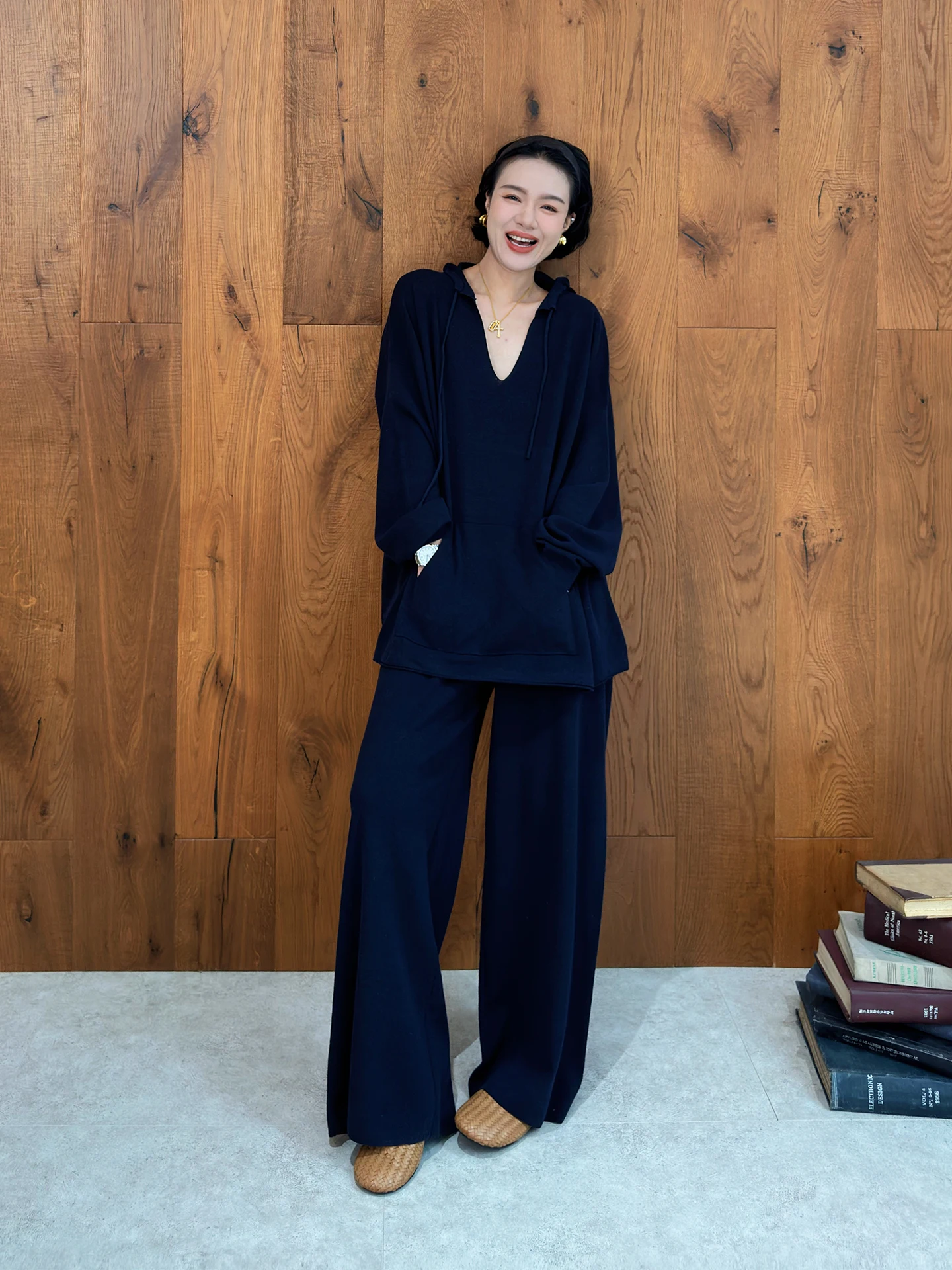 

Faionable Sweatirt Pants Set 2026 New Spring Korean Sle Casual Elegance Two-Piece Set Women's Long Sve Hoodie Long P...