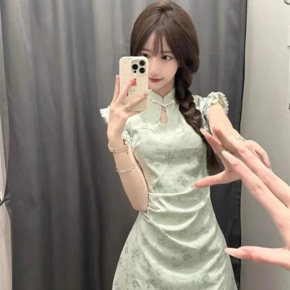 novo-vestido-mini-verde-estilo-chines-para-mulheres-qipao-de-verao-aprimorado-com-mangas-em-petala-cheongsam-elegante-de-cintura-alta
