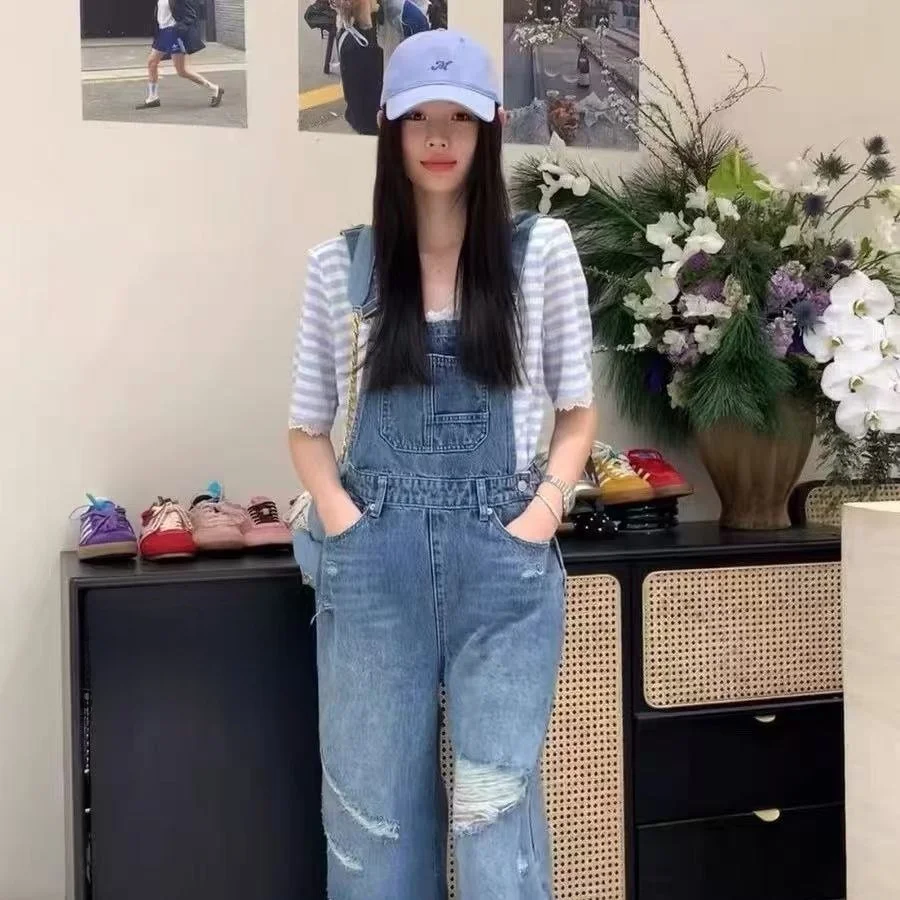 

High Waist Straight Leg Jeans Overalls Dongda Gate 2025 New Korean Style Versatile Hole Design Casual Long Pants for Women