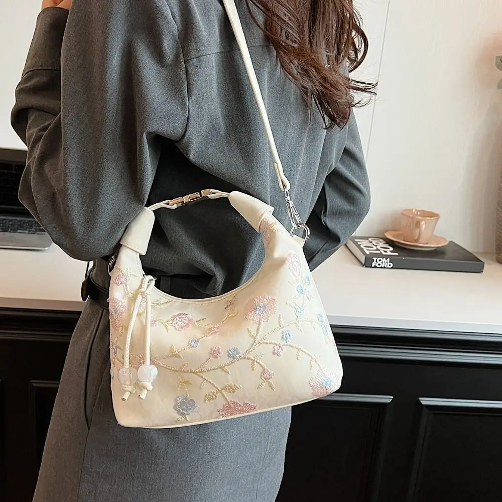 

Portable Embroidered Chinese Style Handbag Lace Purses Hanfu Embroidery Handbag Crossbody Bag Zipper Cheongsam Bag Women