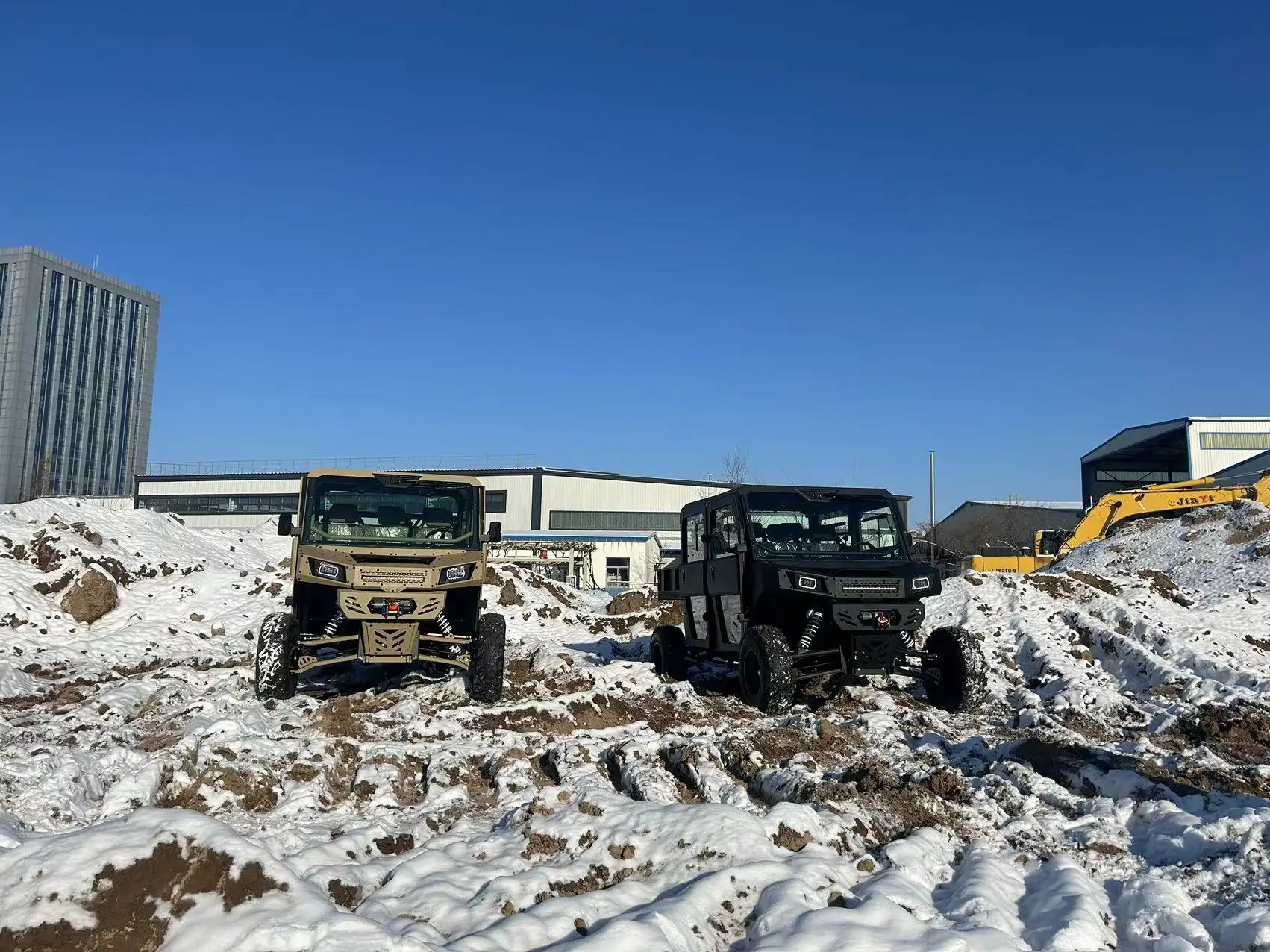 60KW مزرعة ATV CVT المطر المقصورة فائدة ATV البنزين 4x4 1000cc UTV 2 مقعد 6 مقاعد مع التدفئة