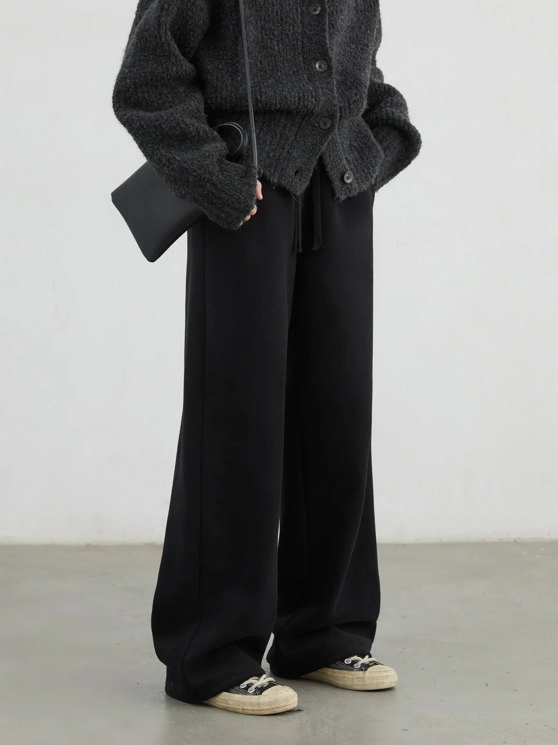 شيك فين سراويل رياضية نسائية فضفاضة جديدة مرنة عالية الخصر من الصوف سراويل تقليدية سراويل كاملة للسيدات لخريف وشتاء 2024