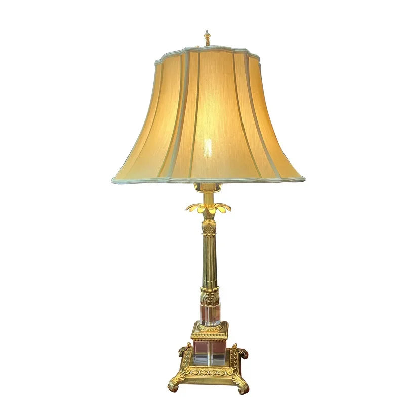 

Light luxury and simple American all-copper table lamp, creative villa living room bedroom lamp