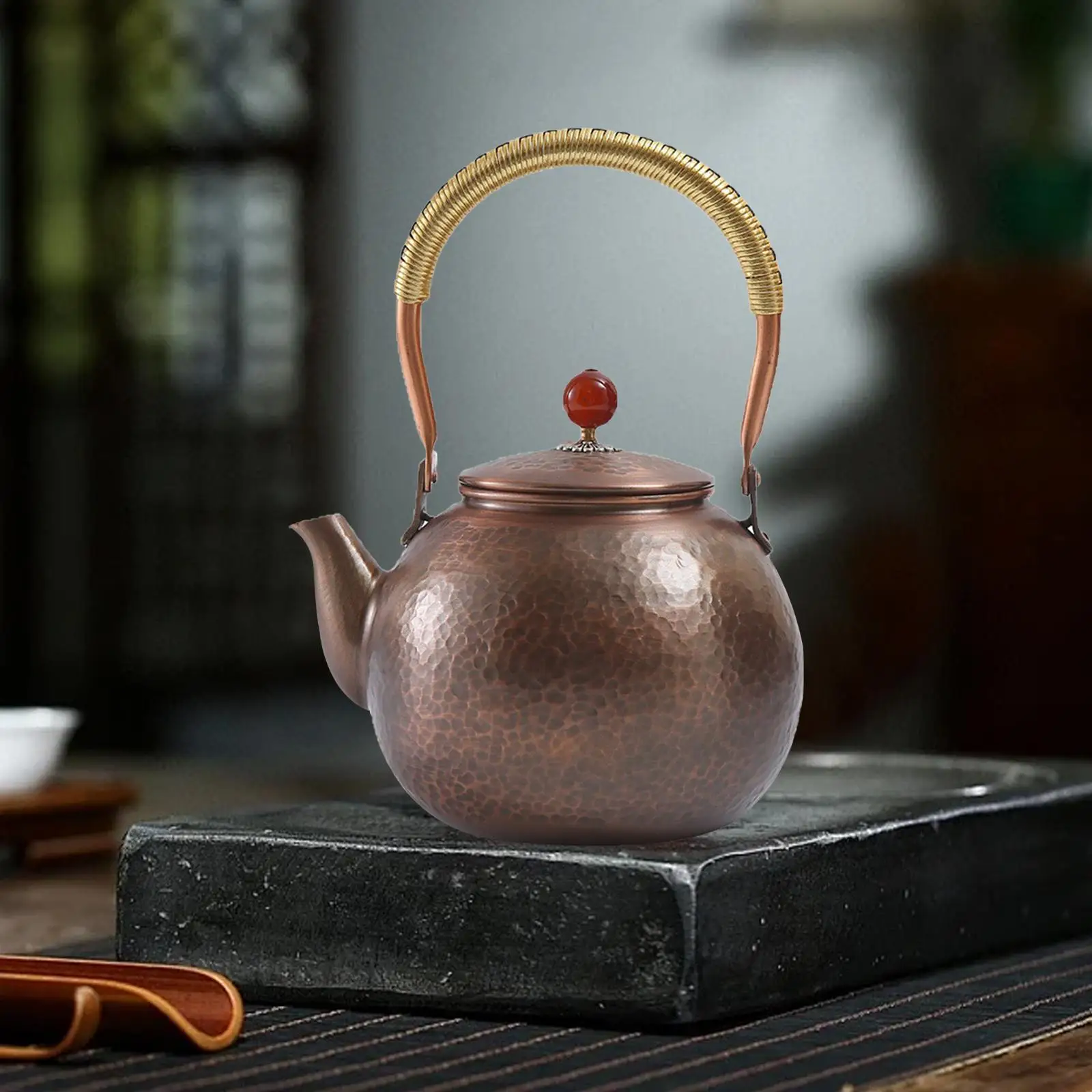 

Copper Tea Pot Chinese Style Handmade 1.3L for Gasstove Tops Hammered Tea Kettle for Living Room Tea Room Housewarming Gift