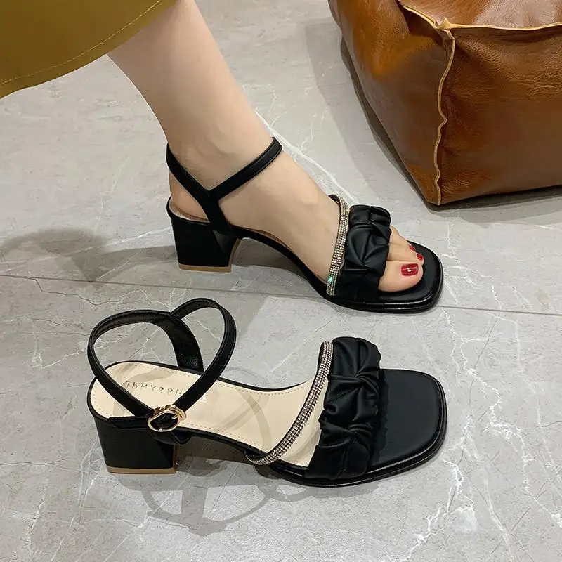 Blokhakken Gesp Vierkante Teen Strass Sandalen 2024 Dames Damesschoenen Zomer Dikke Nieuwe Mode Retro Meisjes Open Scan