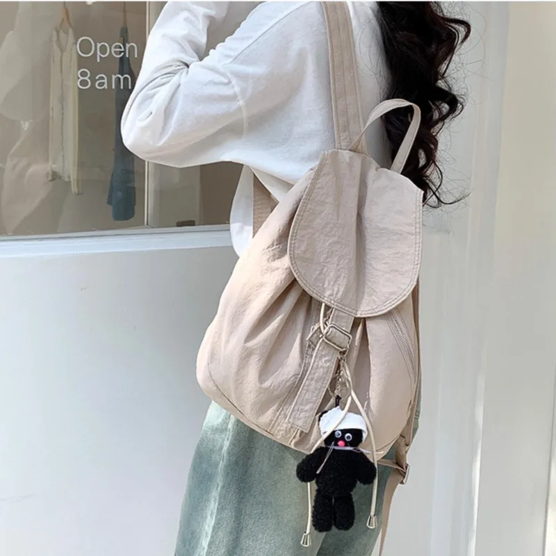 Casual Bundle Nylon Backpack Women 2024 New Korean Large Capacity Lightweight Nylon Backpacks Fashion Simple College Student Bag