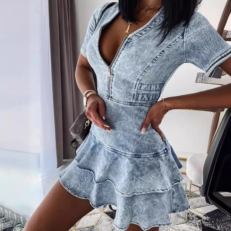 

Summer Women's Short Sleeve Zipper V-neck Casual Denim Dress Street Style Trendsetters New Fashion Y2K Women Mini A-line Dresses