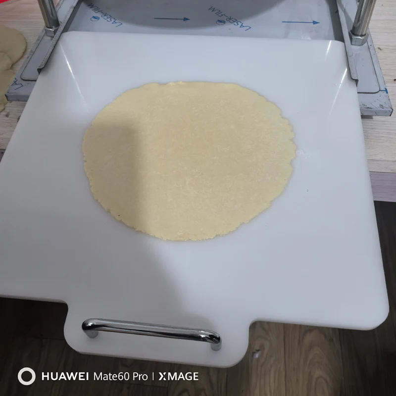 Roti Flat Pancake Tortilla Making Machine Roasted Duck Bread Baking Maker Machine Hydraulic Dough Press Machine