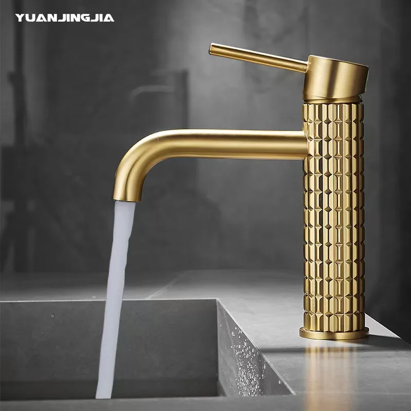 Brushed gold all copper light luxury basin faucet Home hotel bathroom bathroom cabinet Hot and cold washbasin faucet anti-splash