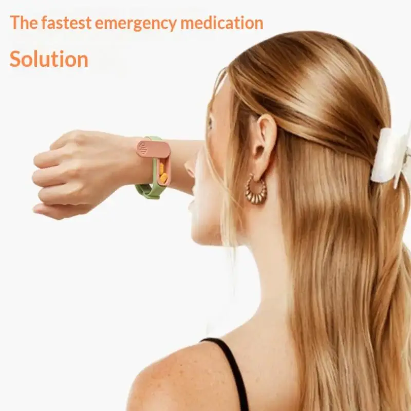 Neue Ultra-Portable Medizinbox mit Armband und 360-Grad-Funktion °   Drehbare und verriegelbare Medikamentenaufbewahrungsbox für ältere Menschen und Kinder