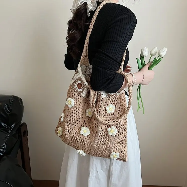 

2026 New Knitted Bag Lazy and Relaxed Large Capacity Simple Hollow Woven Bag Seaside Vacation Style Casual Shoulder Bag
