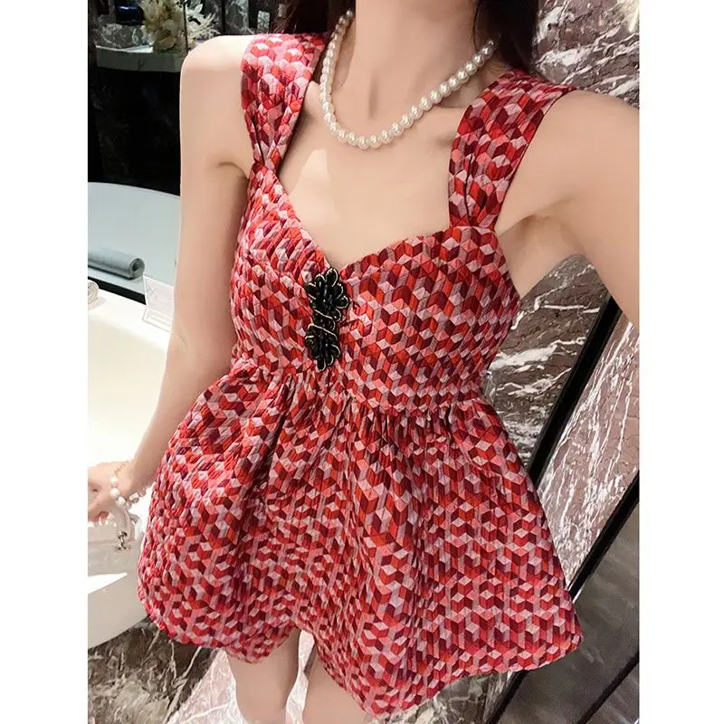 

Korean Fashion Geometric Pattern Lotus Leaf Swing Suspender Top Women's Summer Wide Leg Shorts Two-piece Set Female Clothing