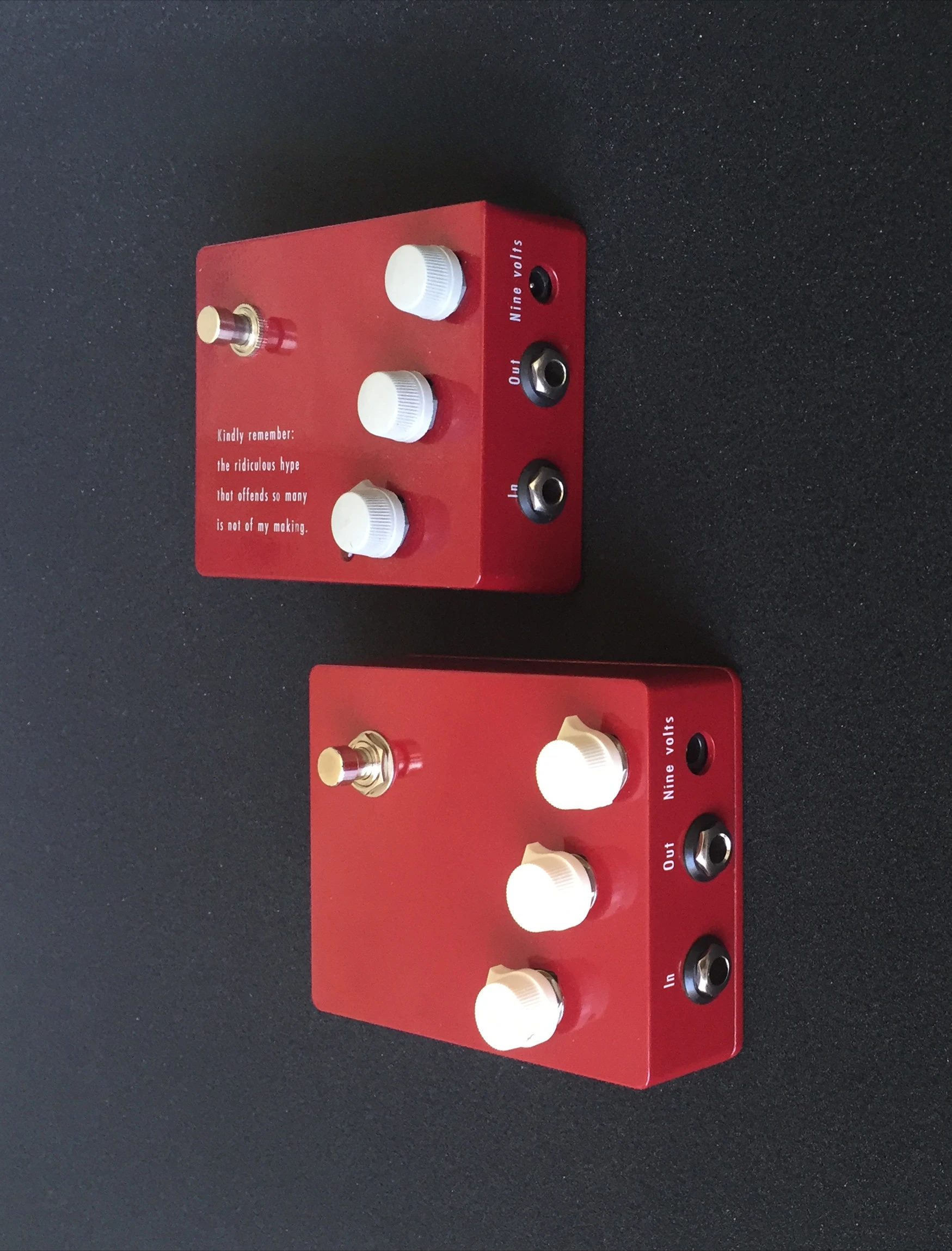 Монолитный эффект перегрузки Red Horse Rock