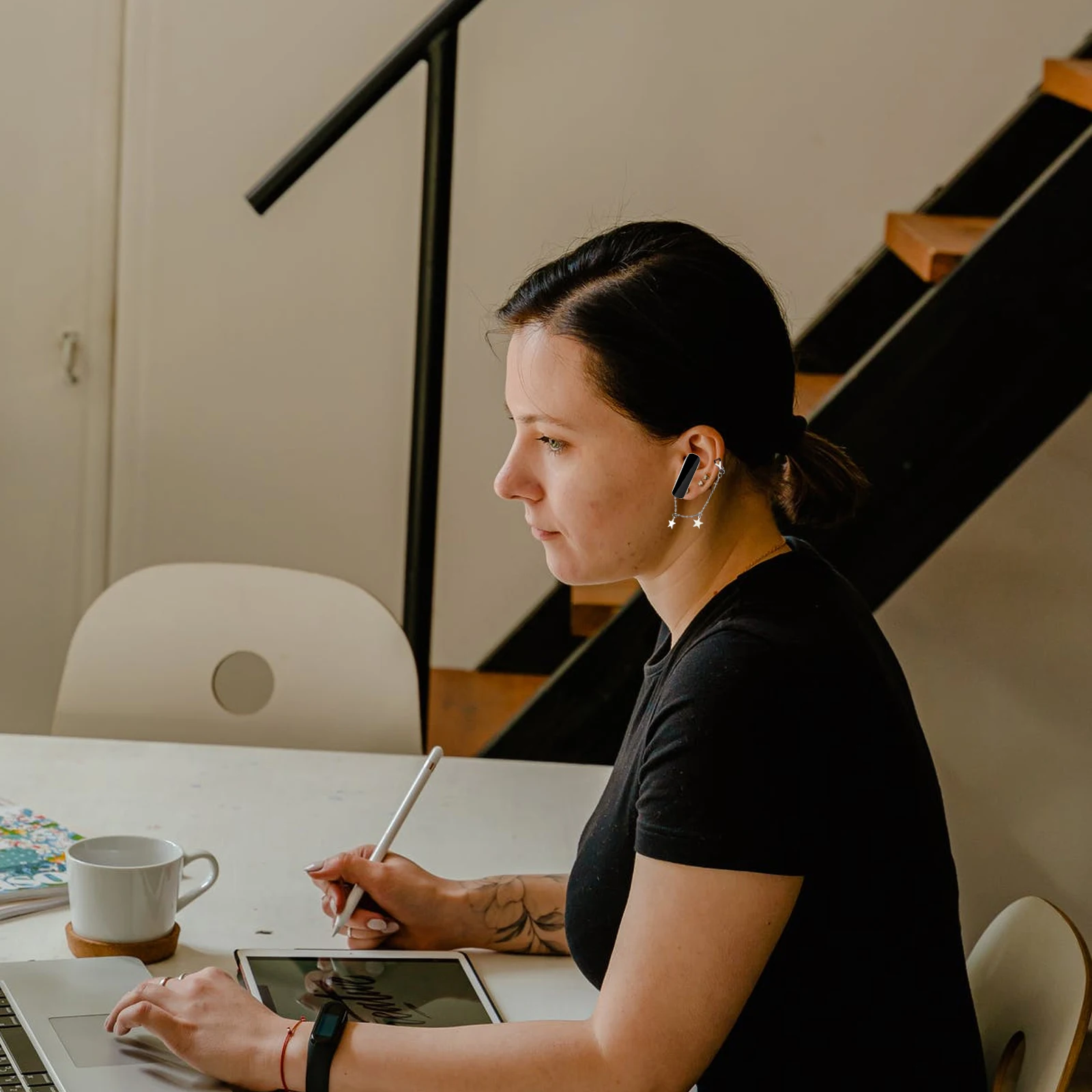 

1Pair Exquisite Earrings Chic Earphone Accessory Anti-Lost Design Practical Beautiful Versatile Jewelry Suitable All Occasions