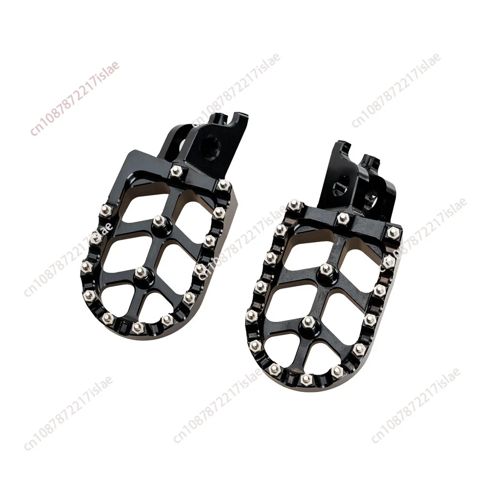 Motorcycle CNC modified off-road motorcycle modified parts CNC pedal Aluminum alloy accessories pedal