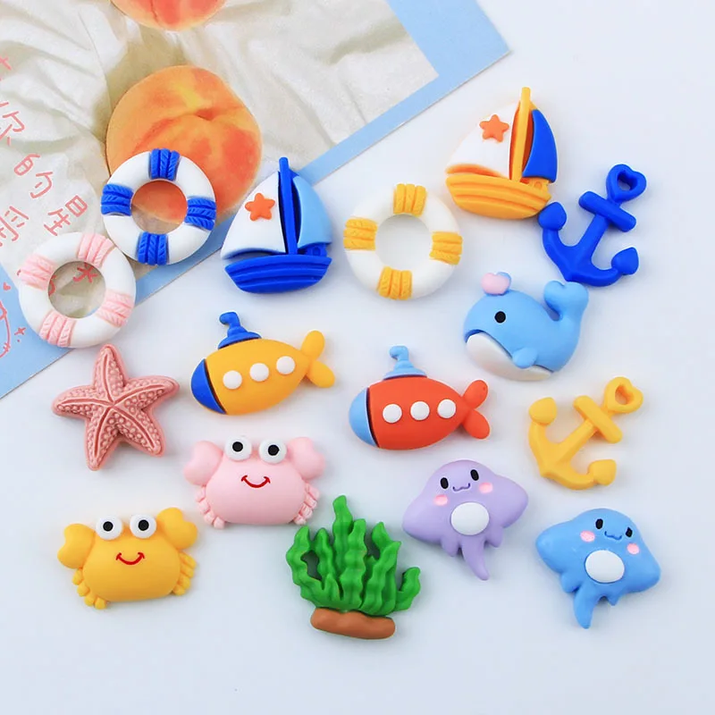 Dijes de animales marinos Kawaii, Mini barcos de vela de espalda plana, estatuilla de submarino de ballena de cangrejo, suministros de manualidades