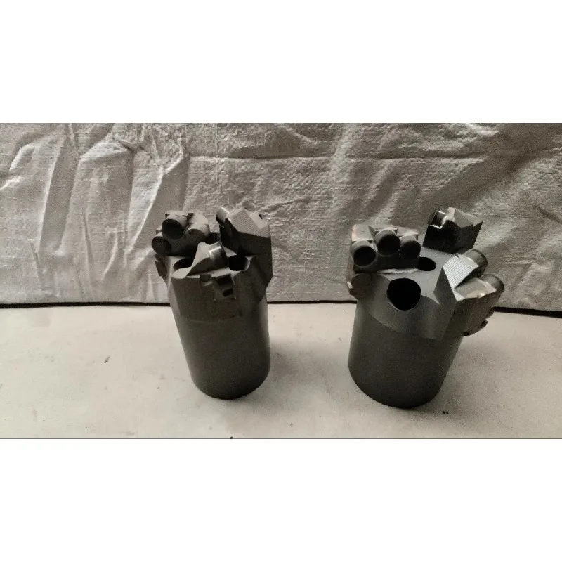 Diamond compact coreless stepped water well bit arc angle bit for mine