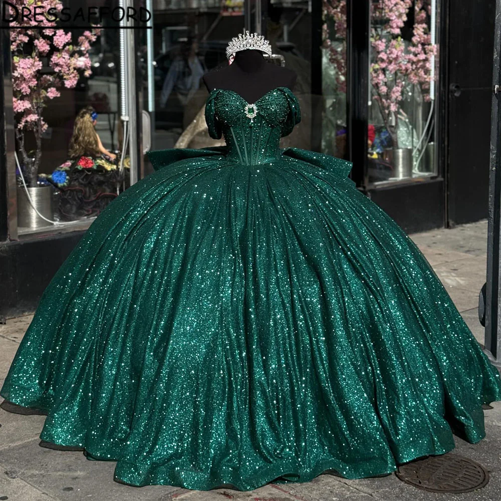 

Emerald Green Quinceanera Dress Ball Gown Lace Applique Beads Corset Sweet 16 Vestidos De 15 Años