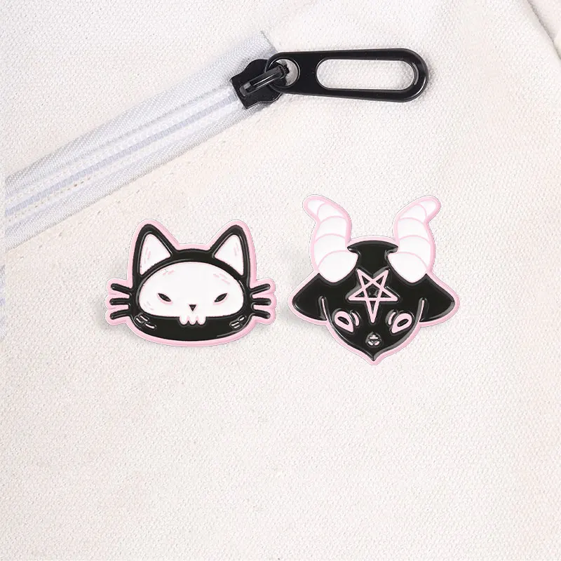 Halloween Spukhafte Burg Hexenhut Geist Emaille-Abzeichen Dunkle Gotische Dämonische Katze Niedliche Anstecknadel Feiertagsparty-Dekoration Brosche – Detail 5