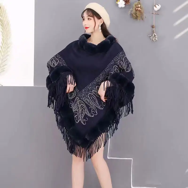 

5 Colors Jacquard Weave Tassel Pullover Autumn Fur O Neck Warm Triangle Long Poncho Coat Women Printed Outstreet Wear Shawl Cape