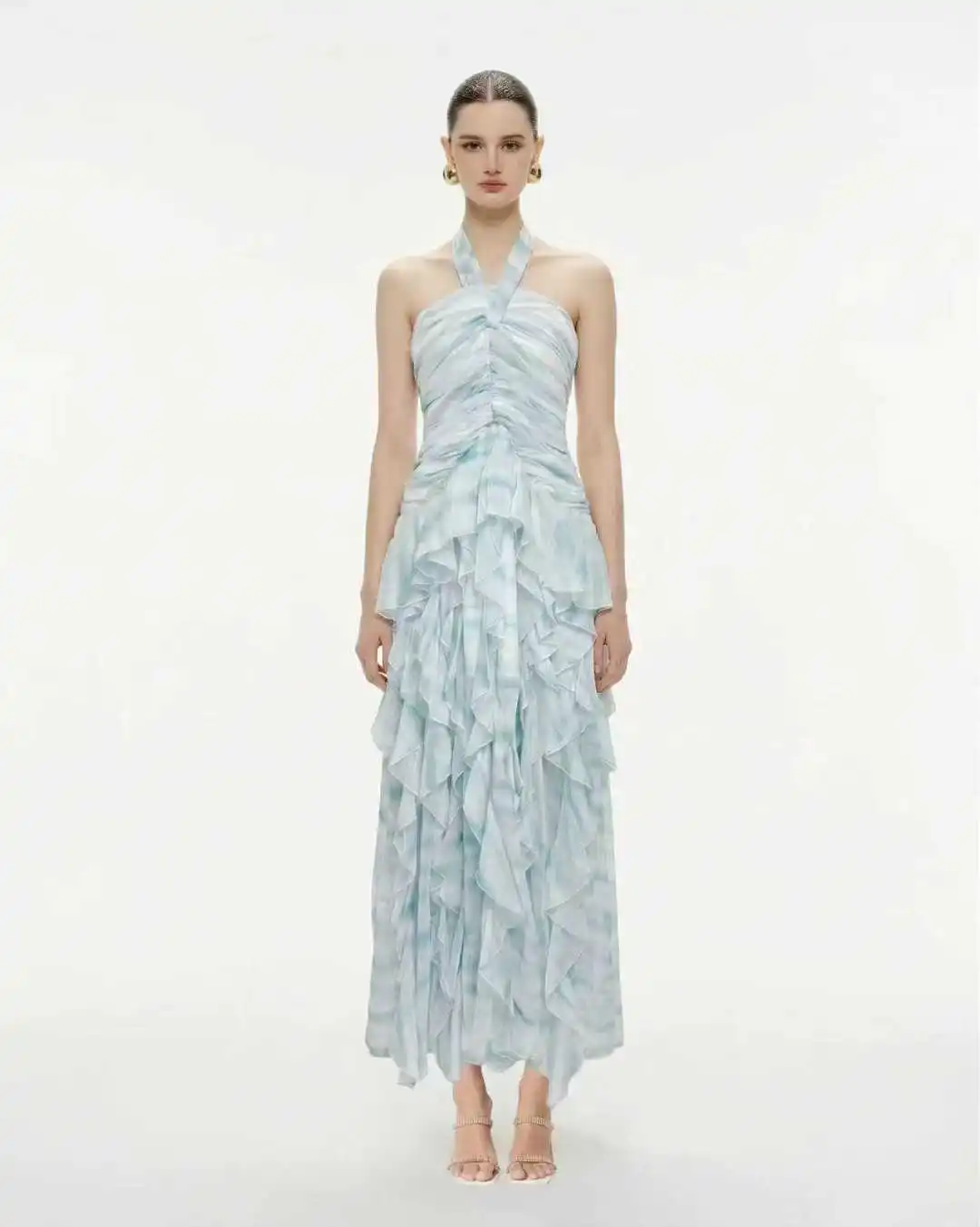 

Высококачественное макси-платье с воротником-халтером, оборками и акварельным принтом для пляжного отдыха, свадеб и вечеринок 2026 года