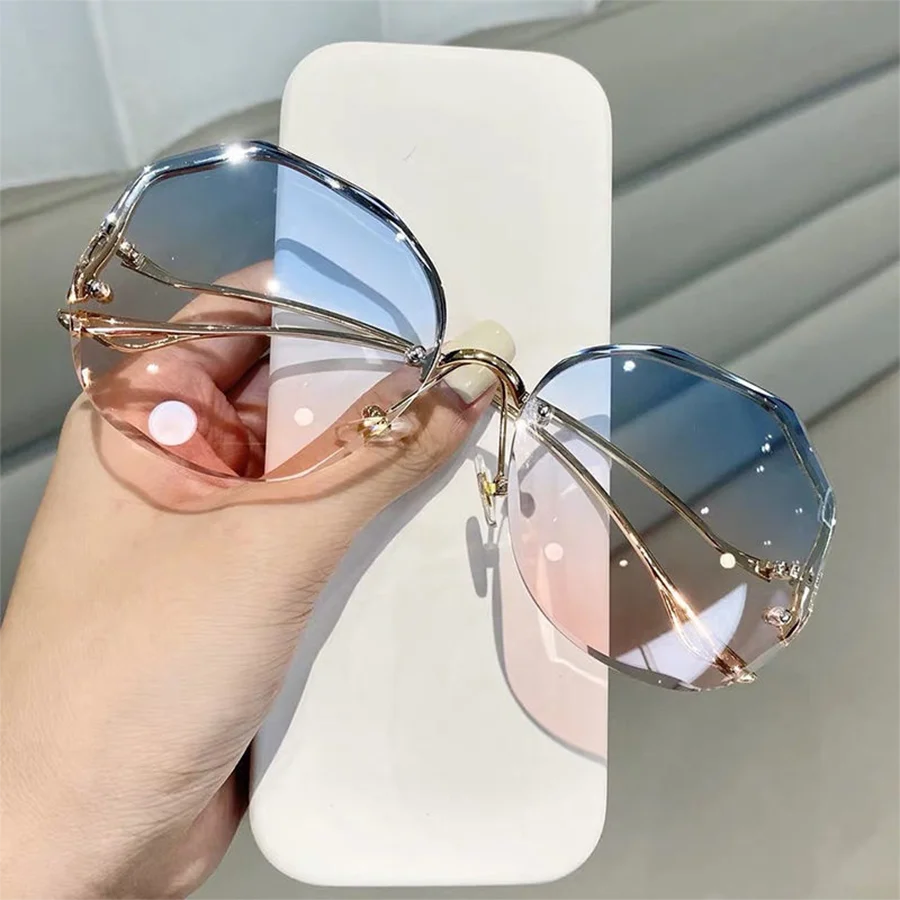 

Fashion Rimless Sunglasses for Women/Men Colour Polygonal Large Frame Gradient Sunscreen Eyeglasses Очки Солнечные Женские