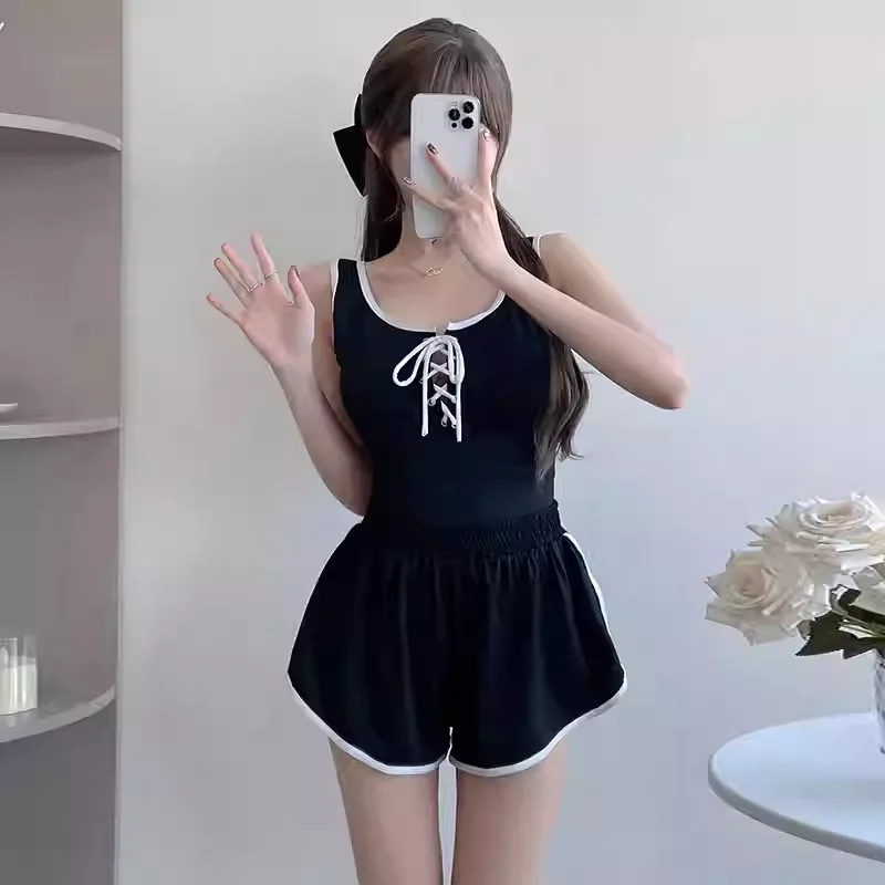 One-piece Women's New Conservative Flat Corner Two-piece Set High-end Small Breasts Covering Pure and Lustful Style Swimwears
