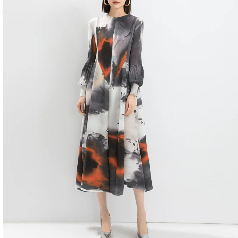 

Miyake Dress for Women Autumn 2024 Fashionable Temperament Printed Lantern Sleeves Loose Semi High Neck Long Dress Versatile