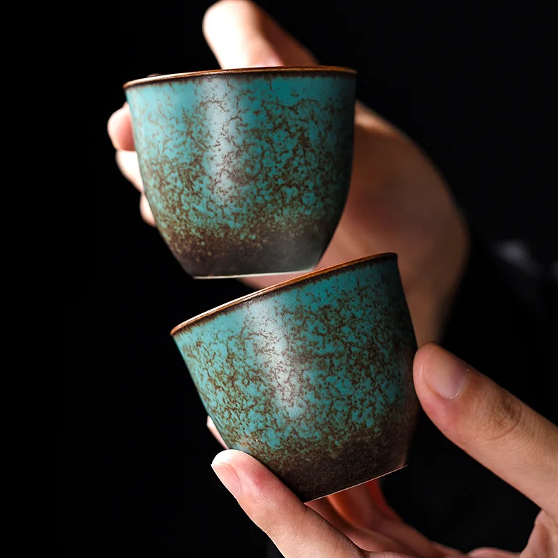 Taza pequeña de cerámica Vintage de estilo japonés, taza de té Retro verde esmaltado craquelado, tazas de Porcelana Kung Fu Chinesa