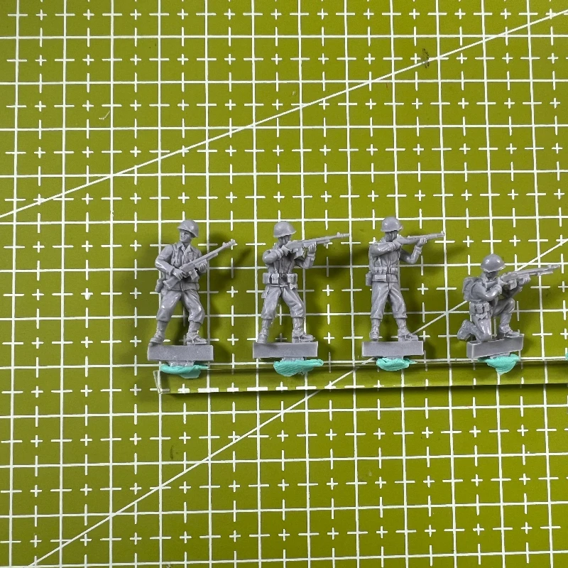 

Precision 1/72 Resin Model Kit GK, 4-person US Soldier Model, Unpainted