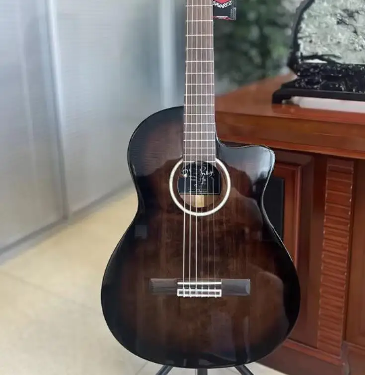 

High Quality 39-Inch Classical Cutaway Electric Guitar Spruce Tiger-Stripped Mahogany Wood Nylon Strings