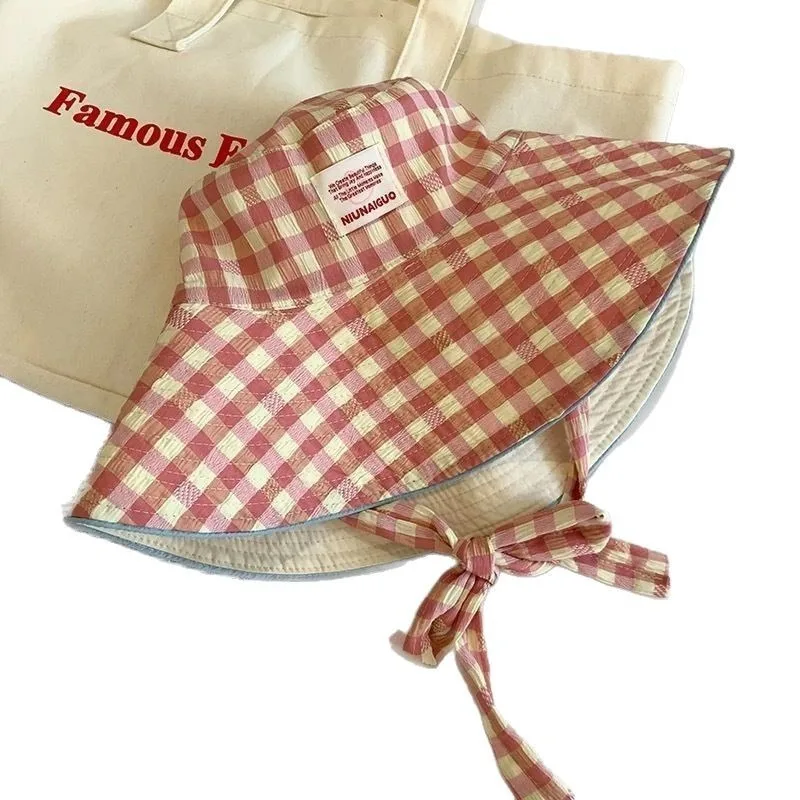 قبعة Buet ذات حافة كبيرة كاجوال منقوشة مقاومة للرياح قبعة صيفية للوجه للتخسيس قبعة واسعة للحماية من الشمس بتصميم لطيف للمهوية