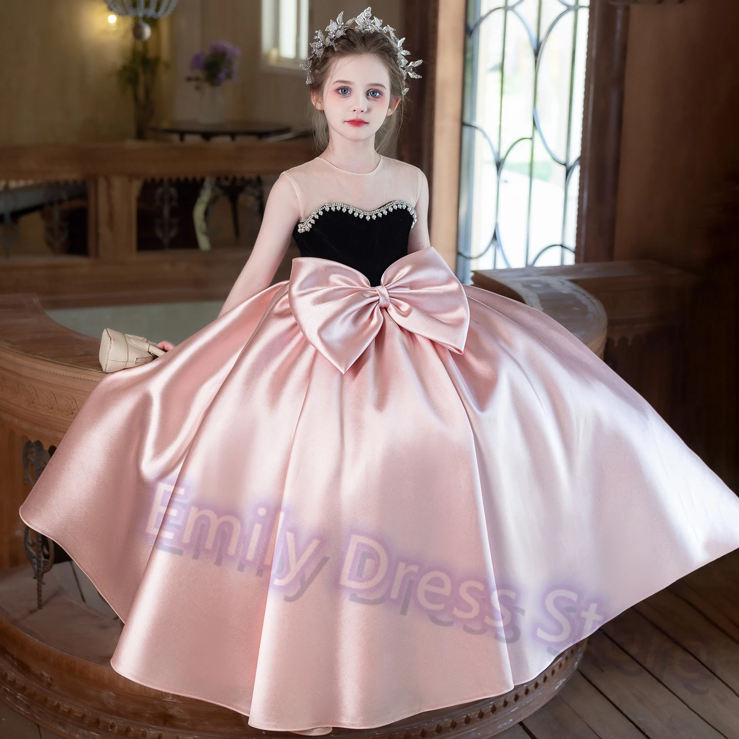 Customized Pink Flower Girl Dress For Wedding Satin Pearls Tulle Floor Length With Bow Kids Birthday Party Infant Gown