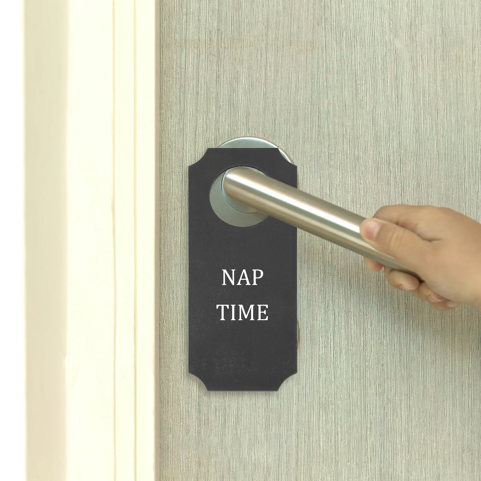 

6Pcs Door Hanger Signs Wooden Blackboard Door Knob Tags Mini Chalkboards Writable Reusable for Home Office Hotel