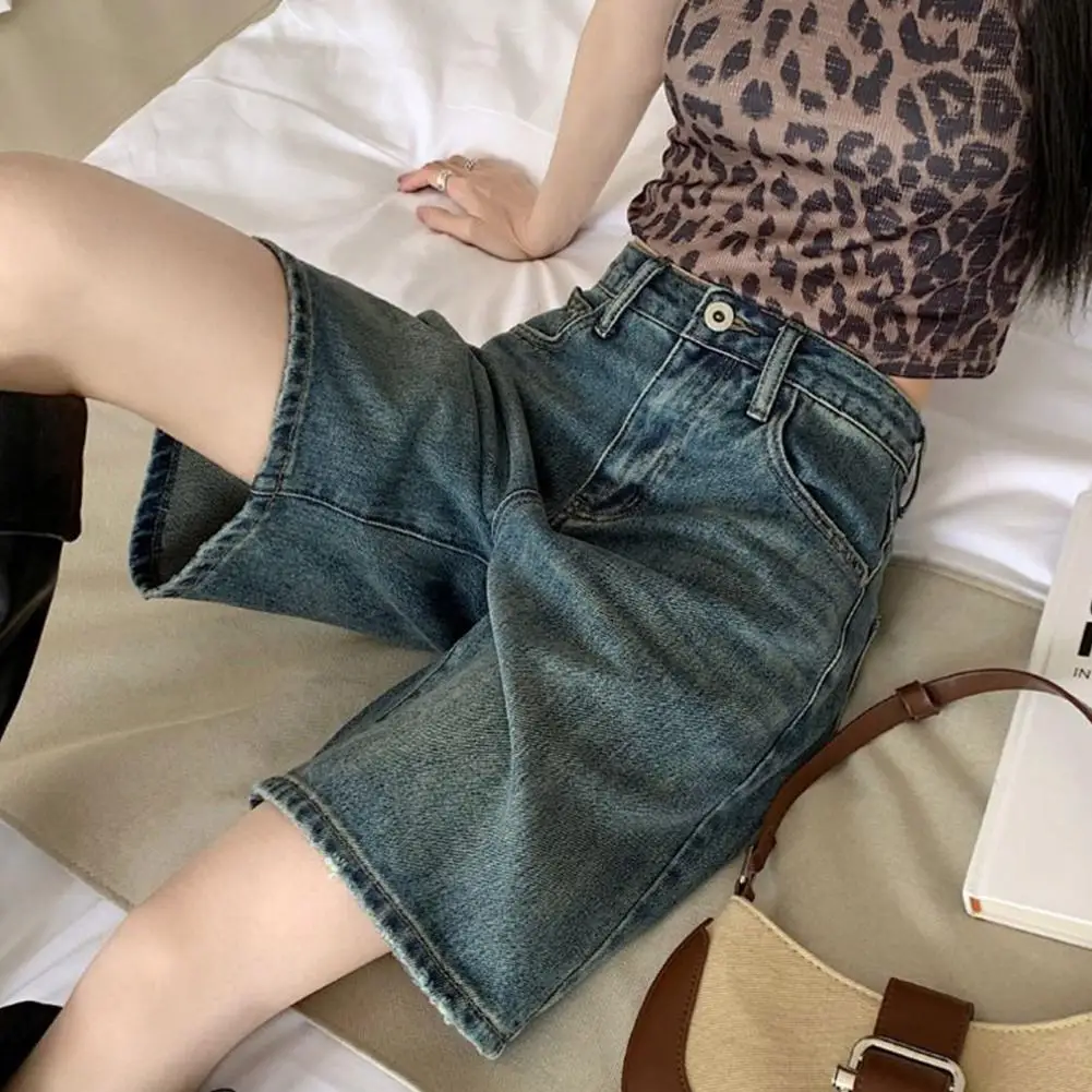 

Denim Jeans Vintage Washed High Waist Denim Shorts Stylish Streetwear with Wide Leg Button-zipper Closure for Women's Knee