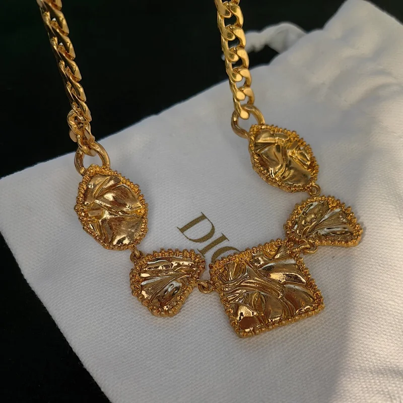 

Vintage Exaggerated 14k Gold Filled Engraved Charm Necklace 40+9cm Adjustable Choker Heavy Metal Metallic Style Retro Jewelry